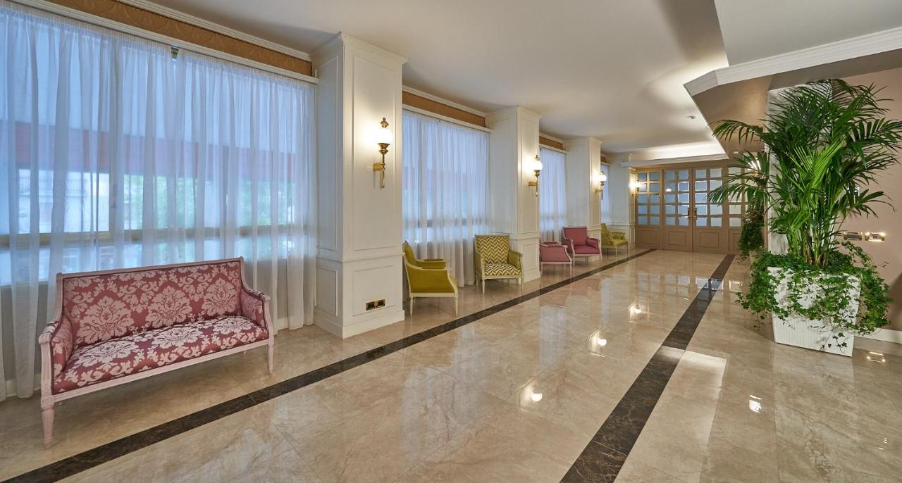 Hotel Astoria Biella Exteriör bild