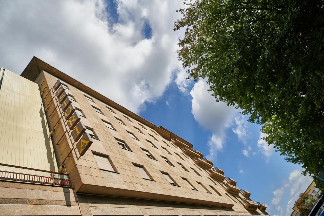 Hotel Astoria Biella Exteriör bild