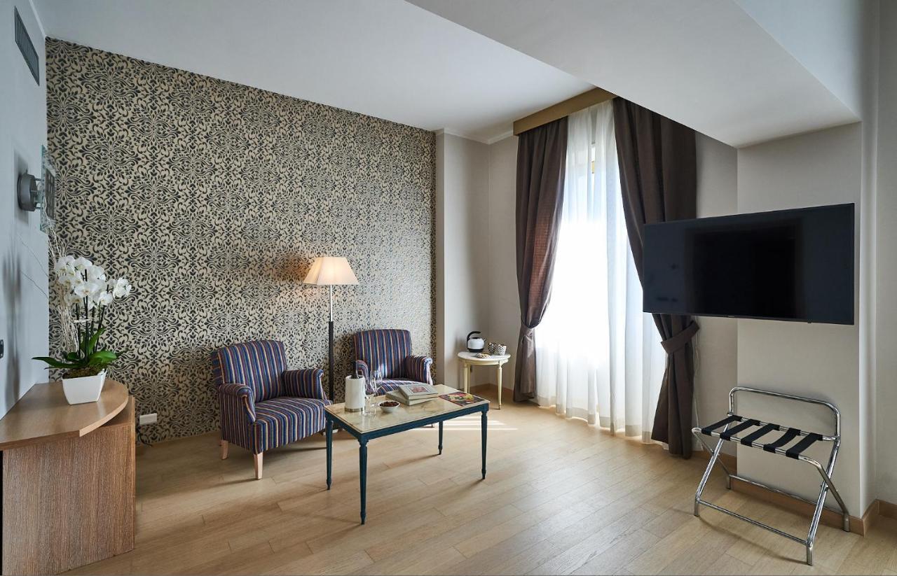 Hotel Astoria Biella Exteriör bild